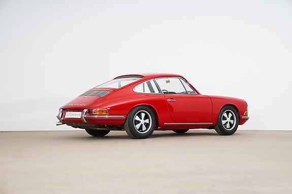 Porsche 911 23 of 30