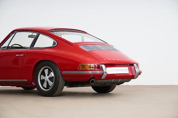 Porsche 911 7 of 30