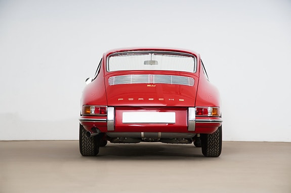 Porsche 911 22 of 30