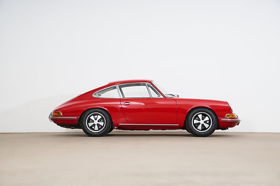 Porsche 911 24 of 30