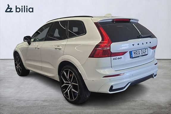 Volvo XC60 8 of 24