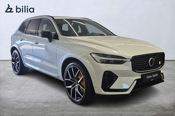 Volvo XC60 4 of 24
