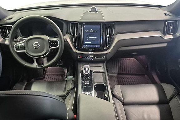 Volvo XC60 14 of 24