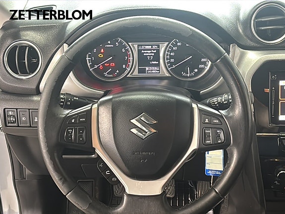 Suzuki Vitara 12 of 14