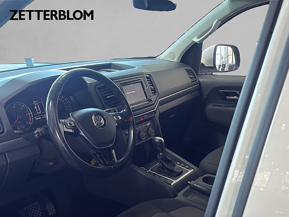 Volkswagen Amarok 8 of 18
