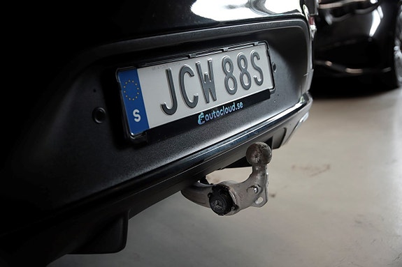 Mercedes-Benz GLC300 e 12 of 13