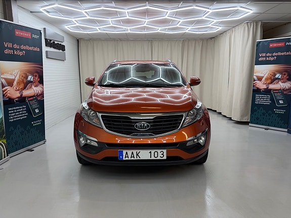 Kia Sportage 2 of 5