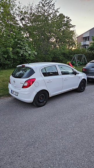 Opel Corsa 4 of 5