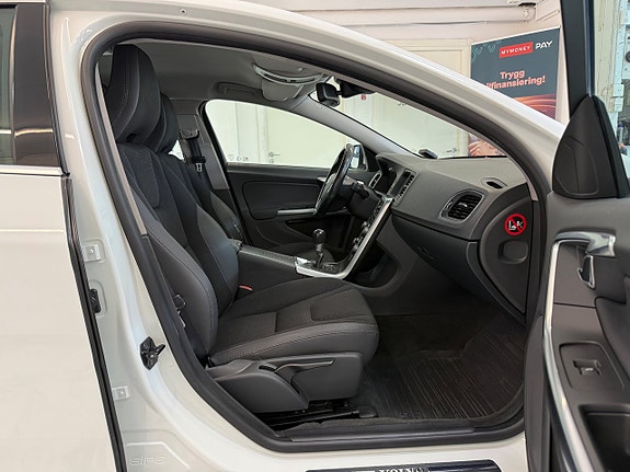 Volvo S60 10 of 12