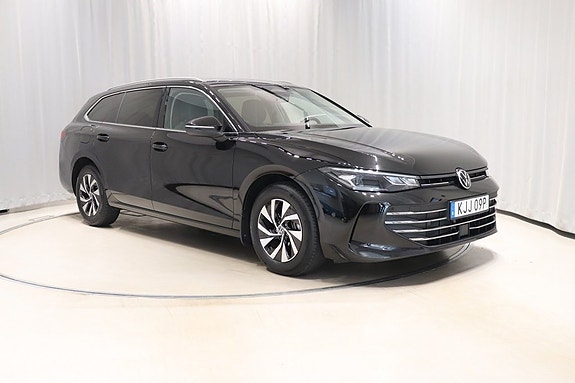 Volkswagen Passat 3 of 5