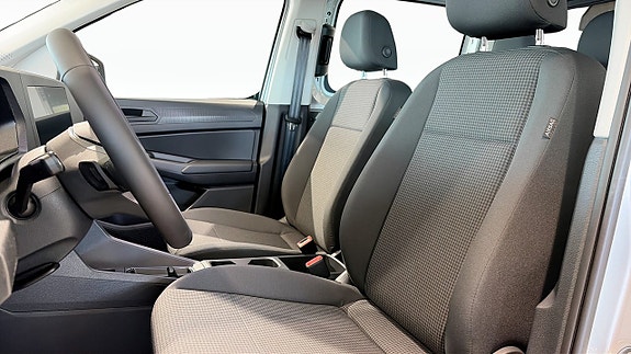 Volkswagen Caddy Maxi 8 of 14