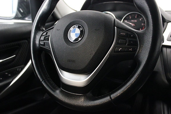 BMW 320d 15 of 20
