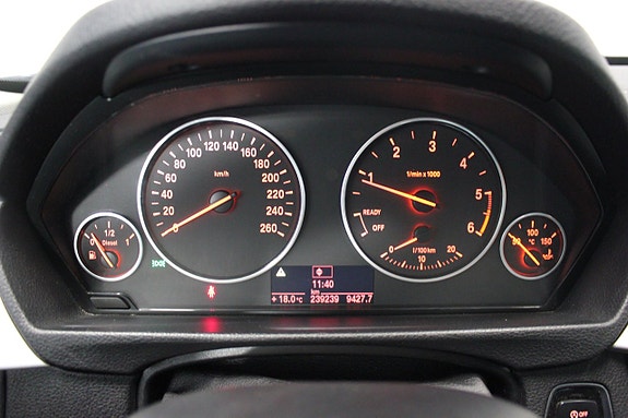BMW 320d 14 of 20