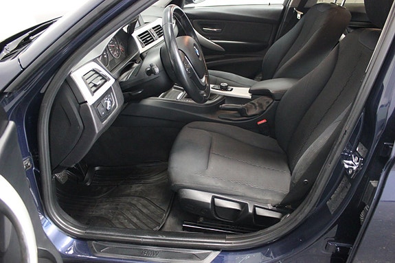 BMW 320d 8 of 20