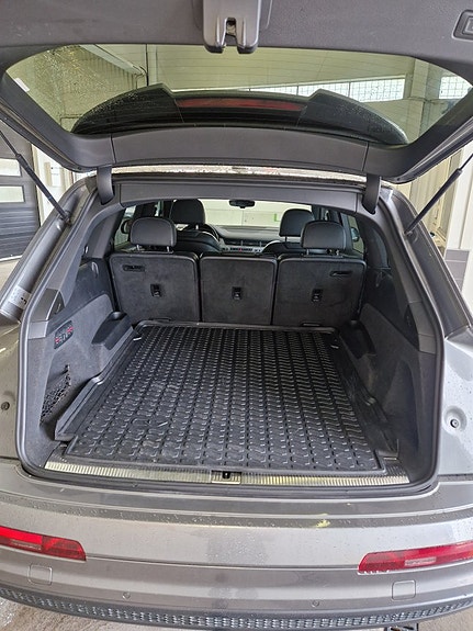 Audi Q7 18 of 20