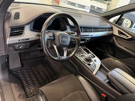 Audi Q7 8 of 20