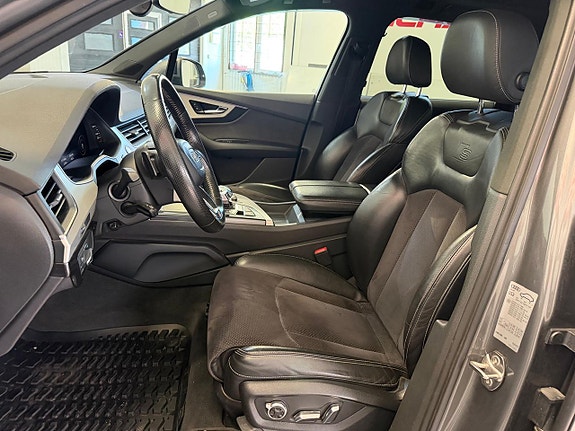 Audi Q7 13 of 20