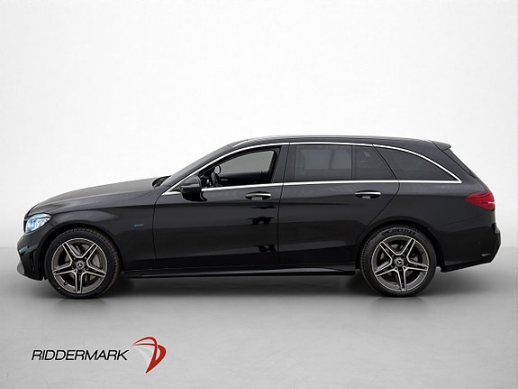 Mercedes-Benz C300 4 of 5