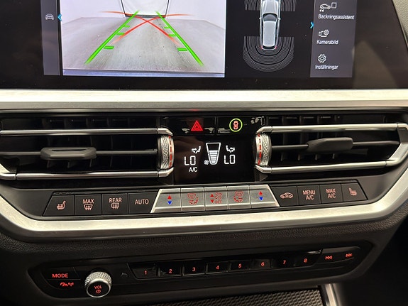 BMW 330e 19 of 30