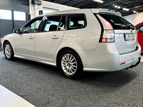 Saab 9-3 4 of 5