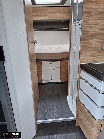 Adria Sonic I 700 SC / Hydrauliska stödben / ALDE 16 of 21