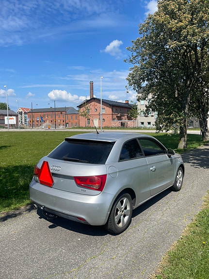 Audi A1 2 of 10