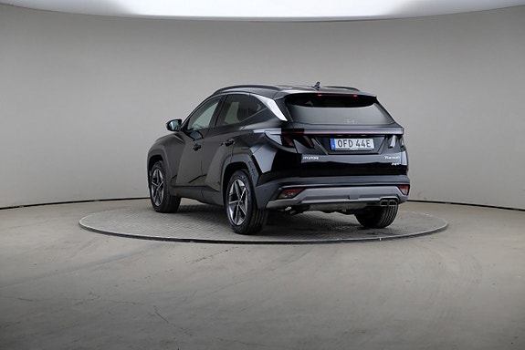 Hyundai Tucson 2 of 5