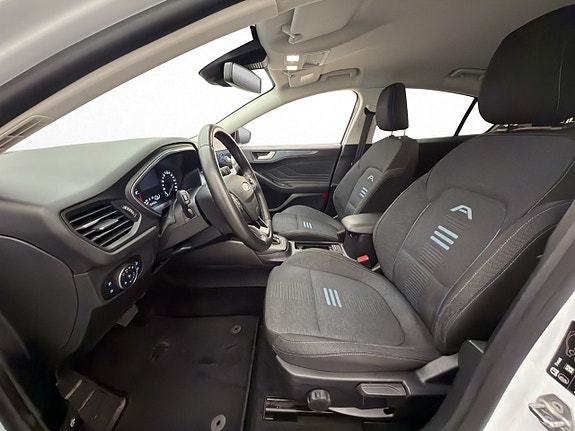 Ford Focus 11 of 30