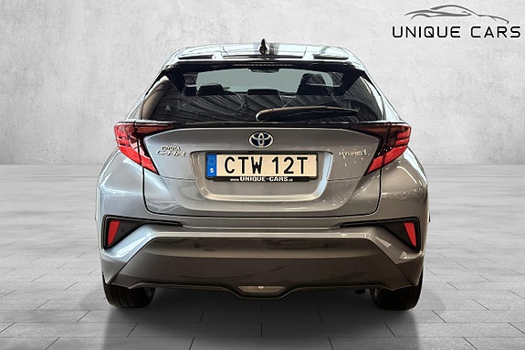 Toyota C-HR 5 of 25