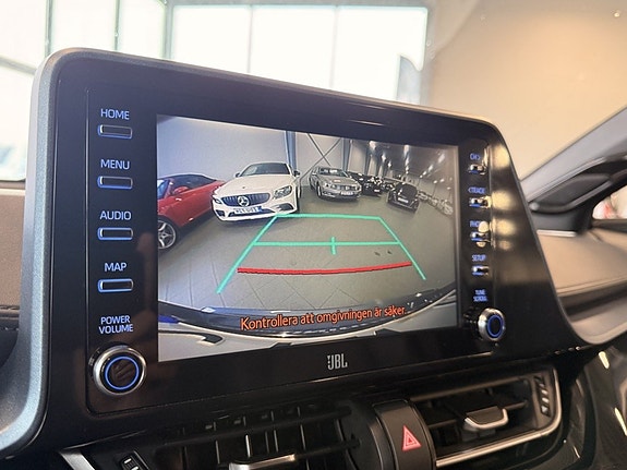 Toyota C-HR 17 of 25