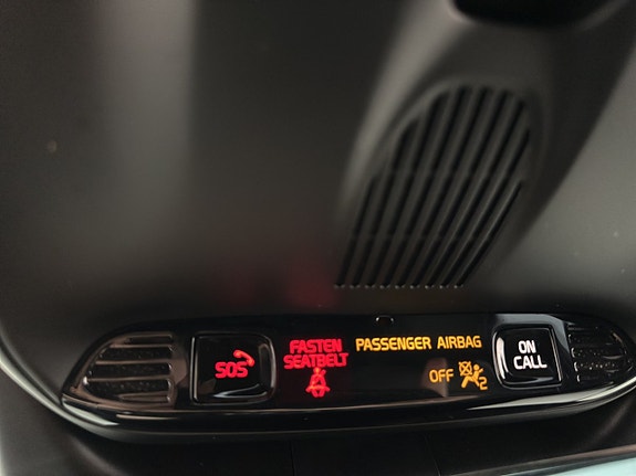 Volvo XC40 19 of 30
