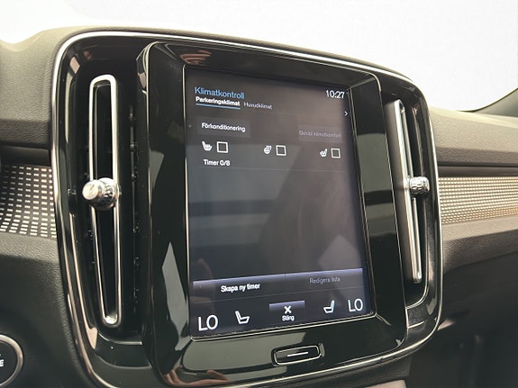 Volvo XC40 23 of 30