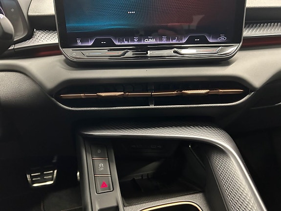 Cupra Terramar 11 of 15