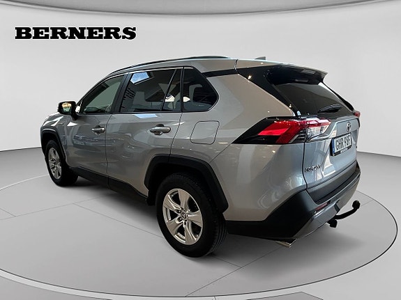 Toyota RAV4 3 of 5