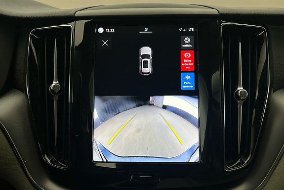 Volvo XC60 26 of 27