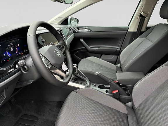 Volkswagen Polo 9 of 15