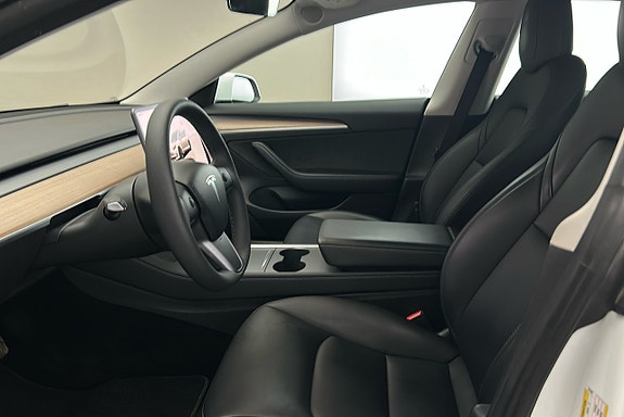 Tesla Model 3 9 of 25