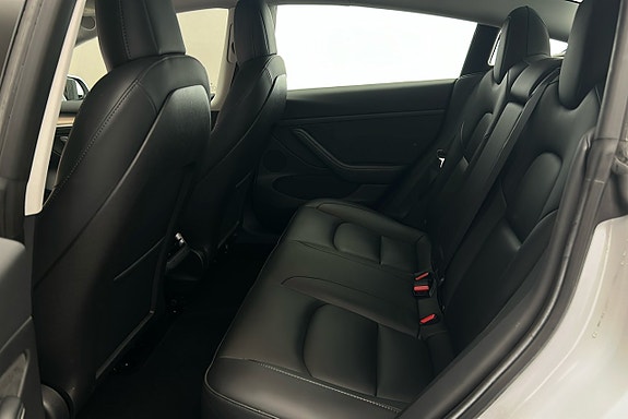 Tesla Model 3 12 of 25