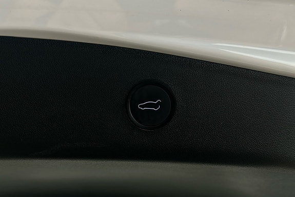 Tesla Model 3 14 of 25