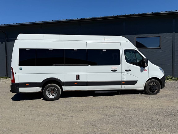 Renault Master minibuss | 17 platser | Euro 6 | 2 st tillgän 2 of 12
