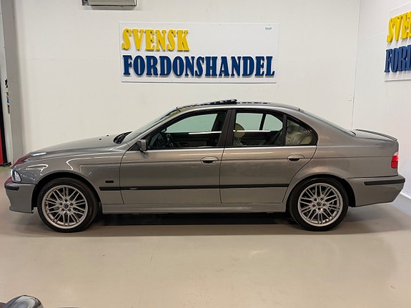 BMW 528 4 of 5