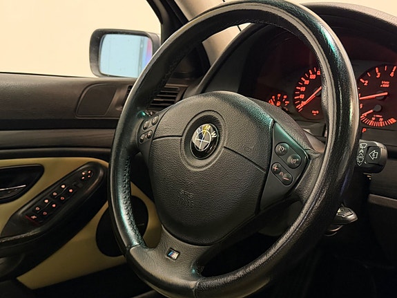 BMW 528 20 of 24