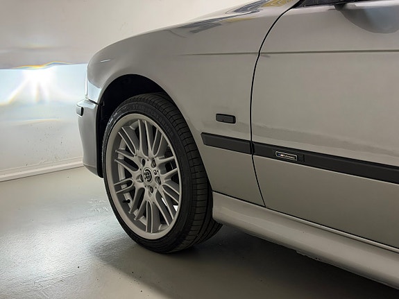 BMW 528 10 of 24