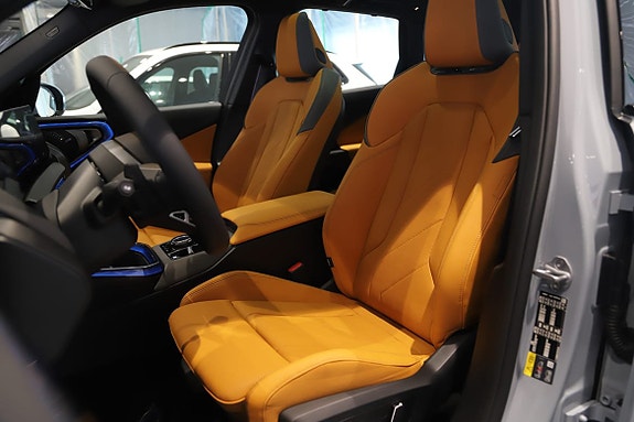 BMW X3 4 of 5