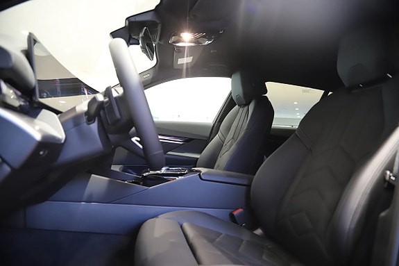 BMW 530e 11 of 18