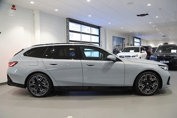 BMW 530e 7 of 18