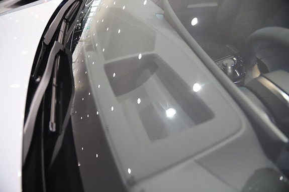 BMW 530e 18 of 18