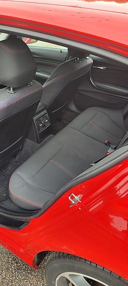 BMW 116d 4 of 5