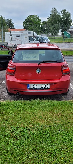 BMW 116d 3 of 5