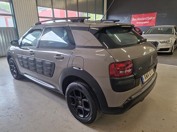 Citroen C4 Cactus 4 of 20